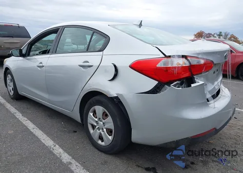 2016 Kia Forte Lx из США, поврежденный, VIN KNAFX4A65G5497539
